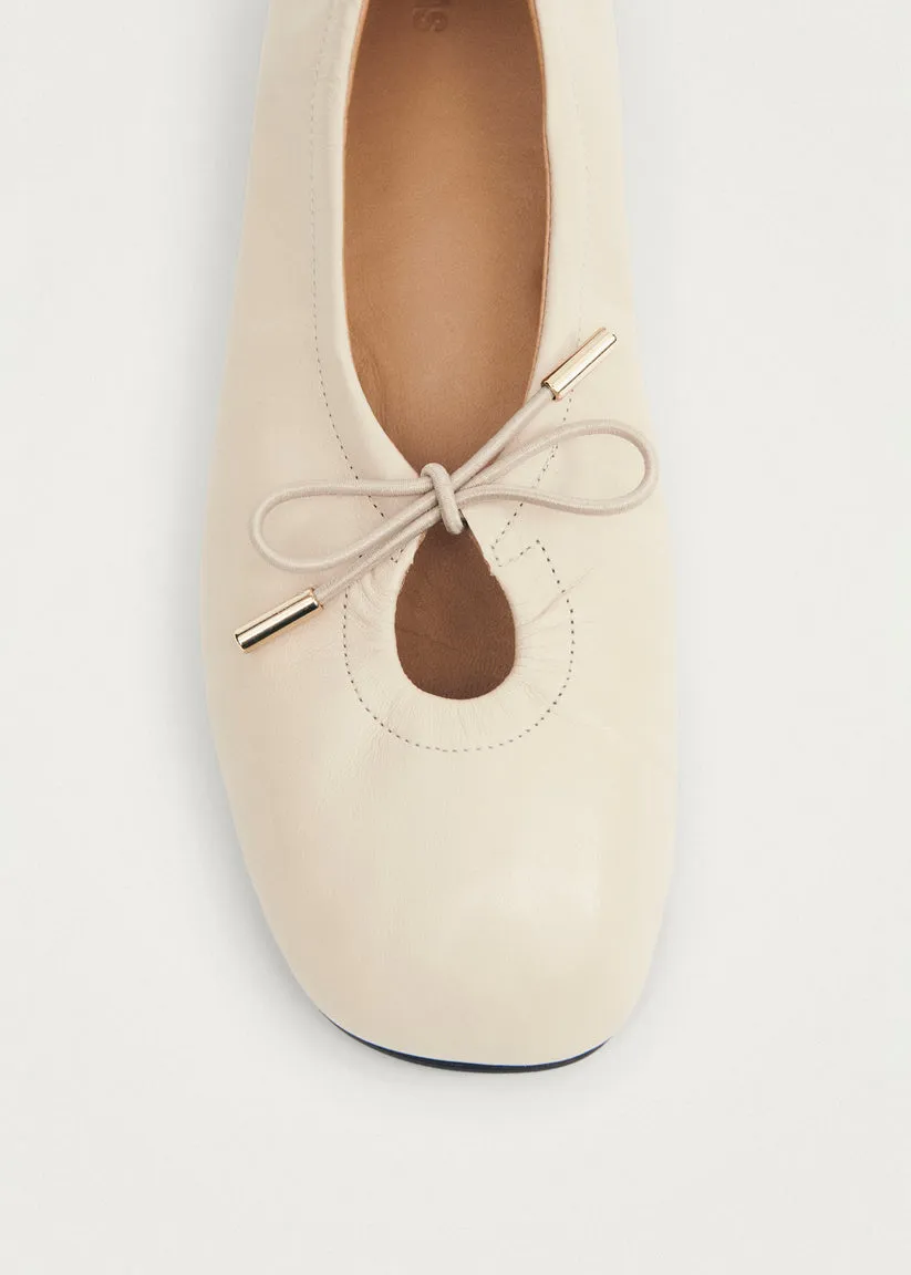 Ballerines en cuir avec boucle Rosalind