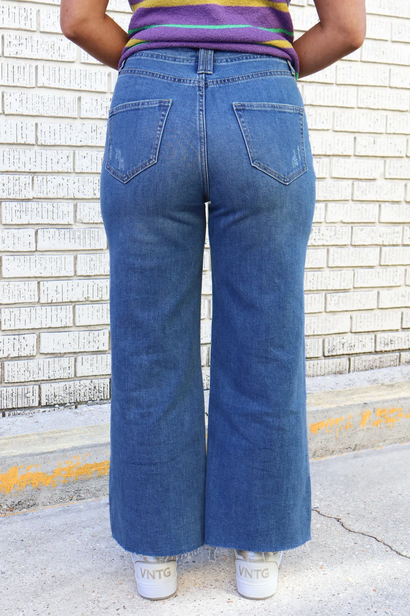 Can't Surprise Me Cropped Straight Leg Denim Jeans