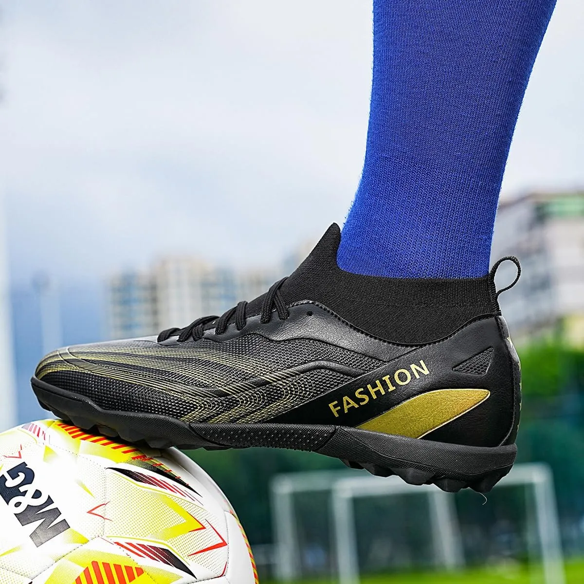 Indoor Turf Soccer Shoes Cleats Mens Soccer Shoes for Boys Football Shoes Kid Futsal Shoes Youth TF High Top