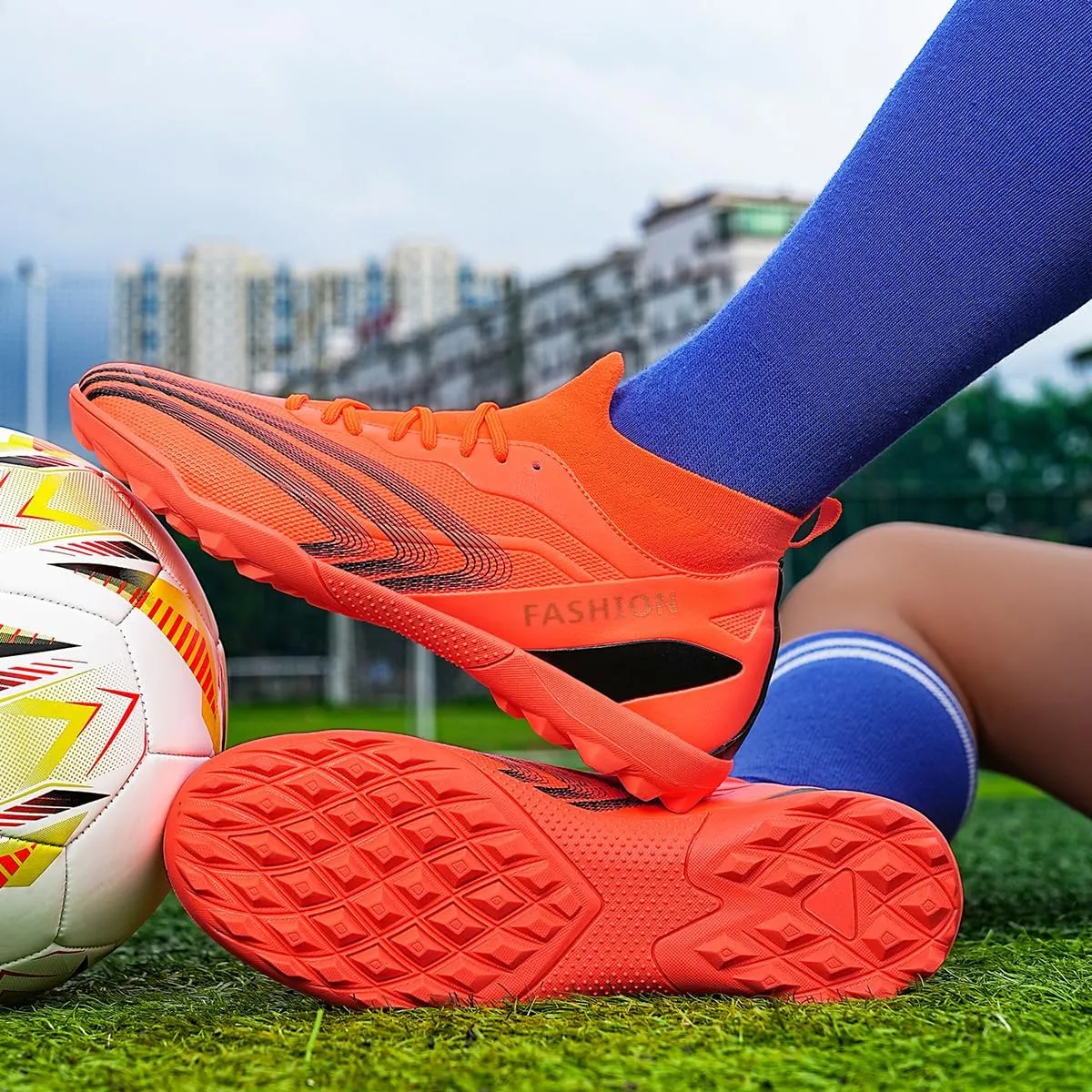 Indoor Turf Soccer Shoes Cleats Mens Soccer Shoes for Boys Football Shoes Kid Futsal Shoes Youth TF High Top
