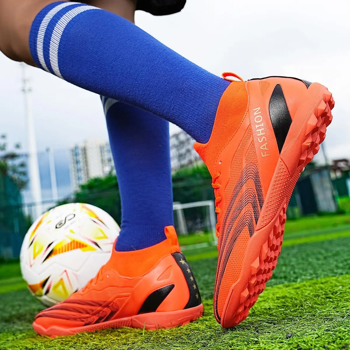 Indoor Turf Soccer Shoes Cleats Mens Soccer Shoes for Boys Football Shoes Kid Futsal Shoes Youth TF High Top