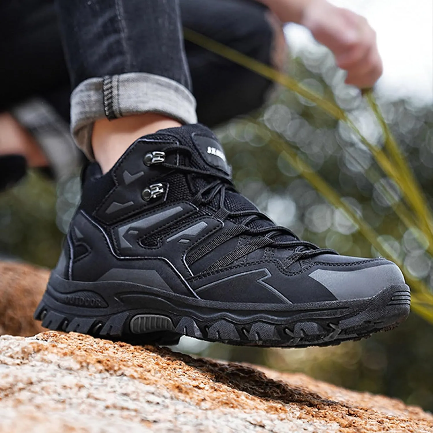 Man Hiking Boots Men's Hiking Shoes Lightweight Non Slip Outdoor Ankle Boots Outdoor Casual Breathable Hike Shoe