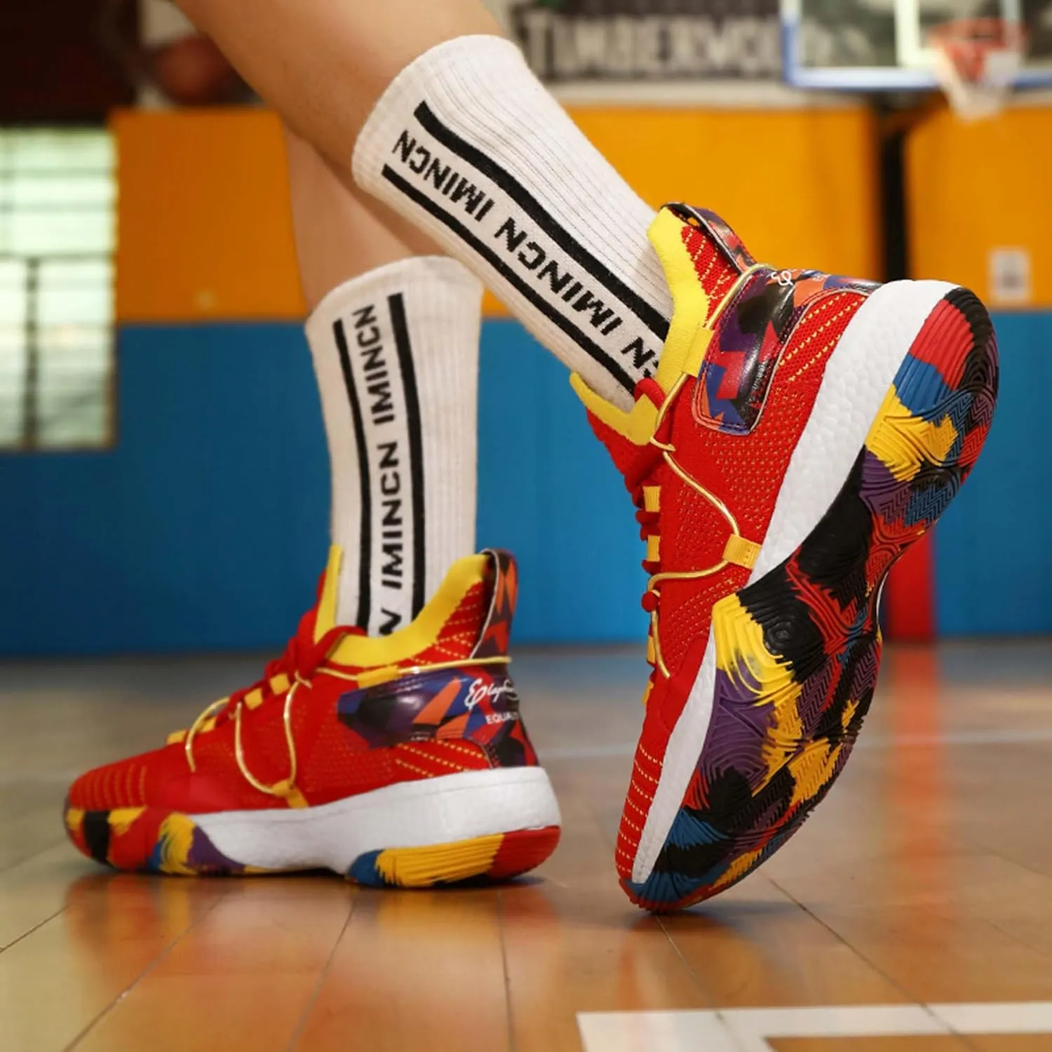 Mens And Womens mesh Fabric Breathable Basketball Sneakers Mid Top Lace Up Upper For Casual Sneakers Comfortable And Non Slip Baseball Sneakers Park Walking Shoes Badminton Volleyball Table Tennis