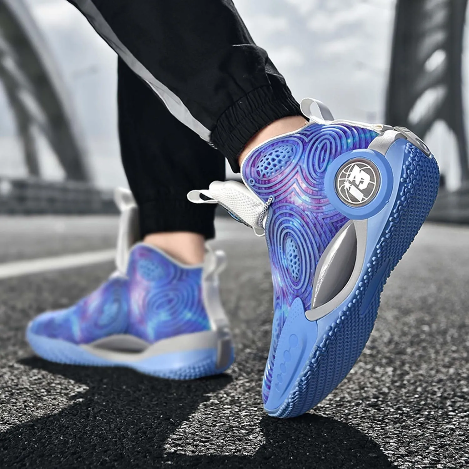 Mens Night Shining High Top Lace Up Basketball Shoes Mesh Sports Shoes High Elasticity Running Shoes Comfortable And Breathable Street Walking Shoes Anti Slip And Wear Resistant Outdoor Hiking Shoes