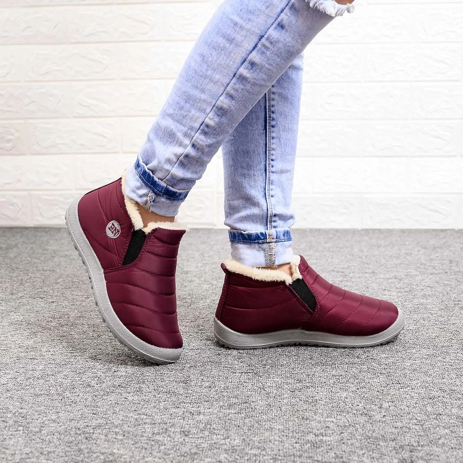 Slip on Winter Boots for Women Tall Snow Boots Women Size 9 Wide Calf Winter Booties for Women 2023 Womens Winter Fur Boots 8.5 Waterproof Womens Boots Lightweight