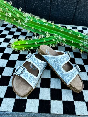 Tooled Time Sandal- White grey