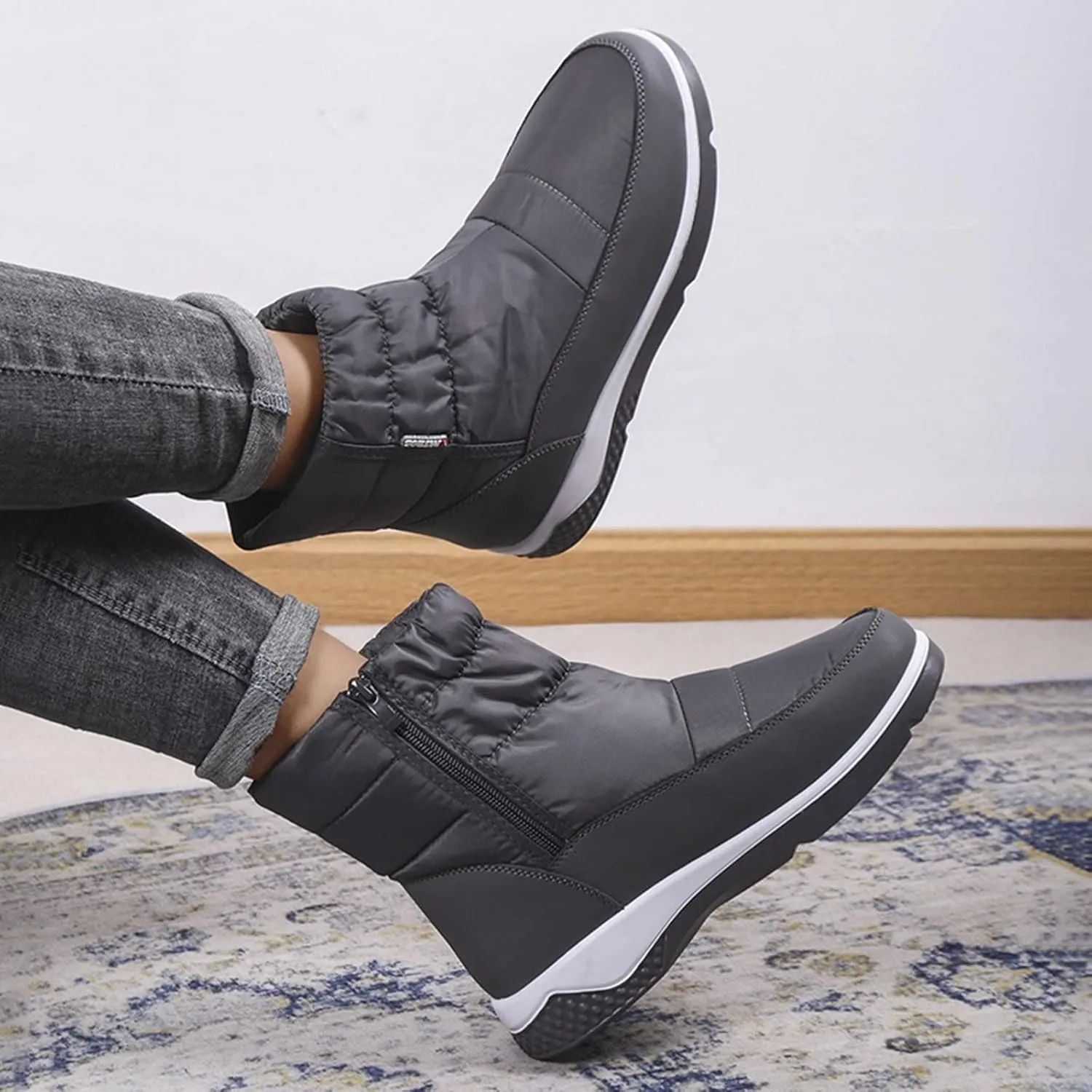 Womens Wide Snow Boots Waterproof Insulated Womens Winter Boots Fur Lined Slip ons Furry Winter Boots for Women Womens Rubber Ankle Boots Waterproof Botas Invierno Mujer Elegantes